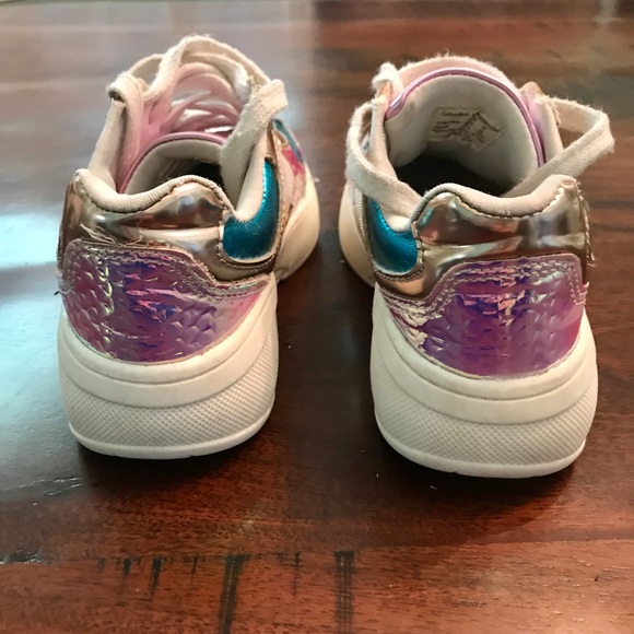 Girls Metallic Colored Sneakers - sz 13 - Picture 5 of 8